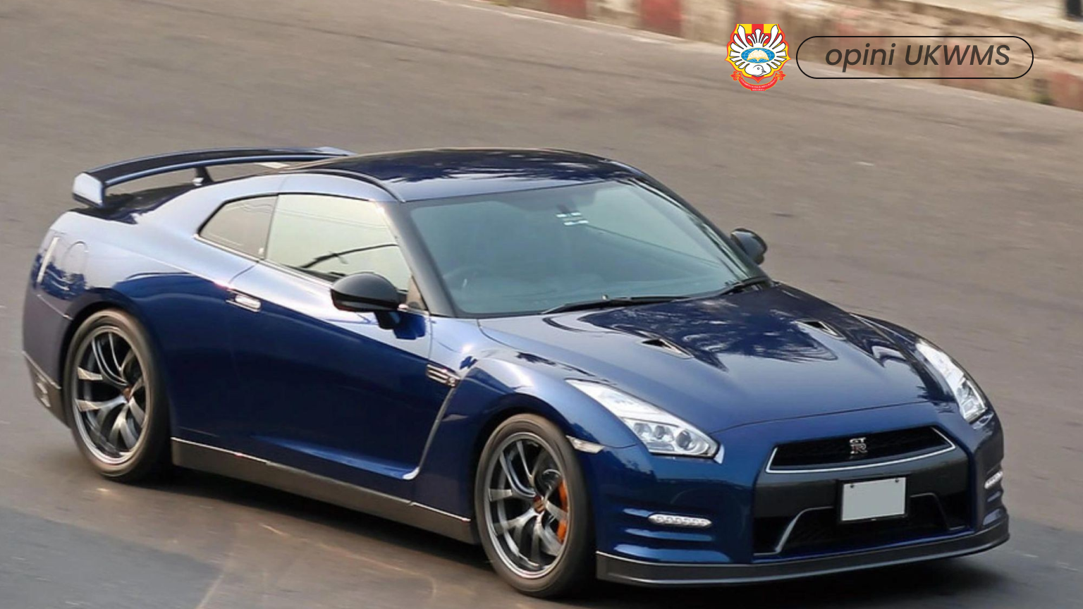 Read more about the article Jatuh Cinta Pada Pandangan Pertama dengan Nissan GT-R R35